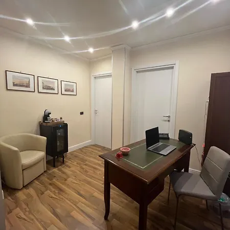 Domus Schipa فندق مبيت وإفطار نابولي